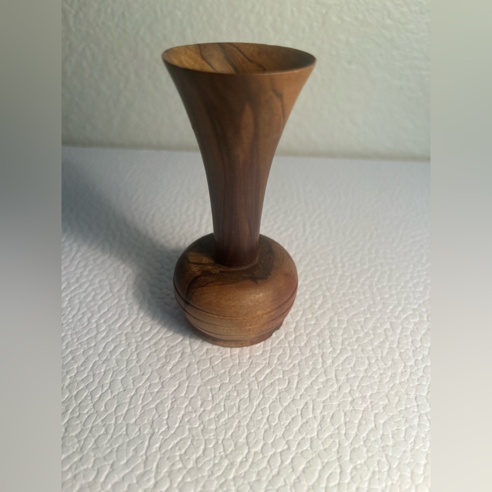 Elegant Wooden Vase ( mini ) - Picture 2 of 7